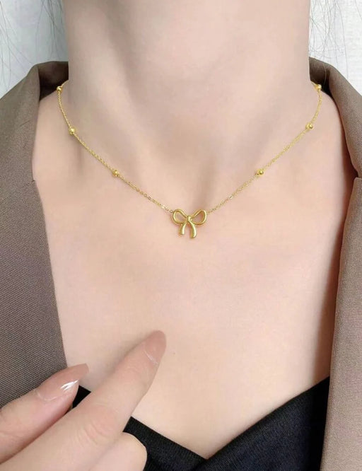 Ribbon Necklace