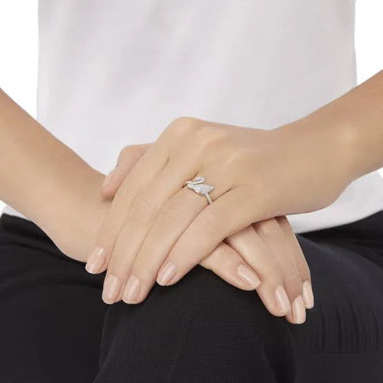 Swan Adjustable Ring