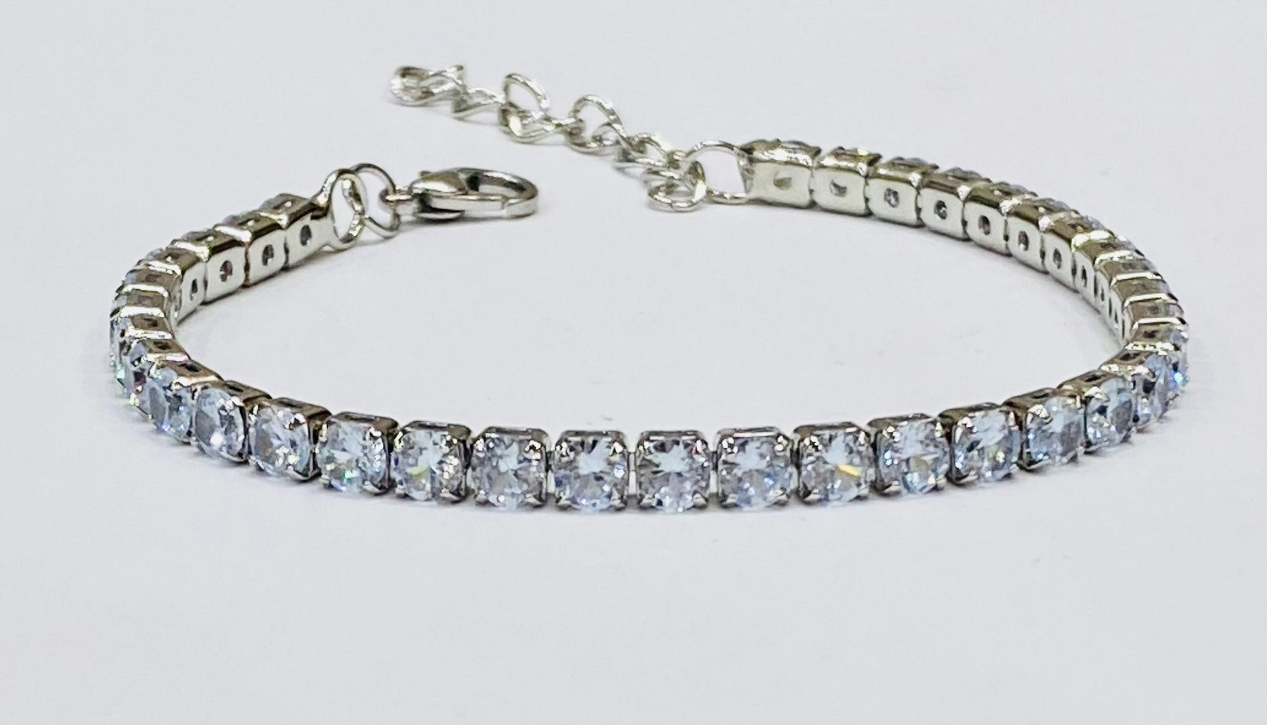 Adjustable Zircon Tennis Bracelet With Led Box