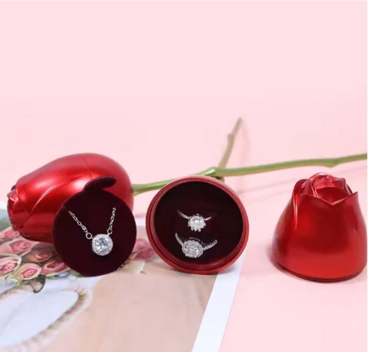 Red Ross Neckless Set