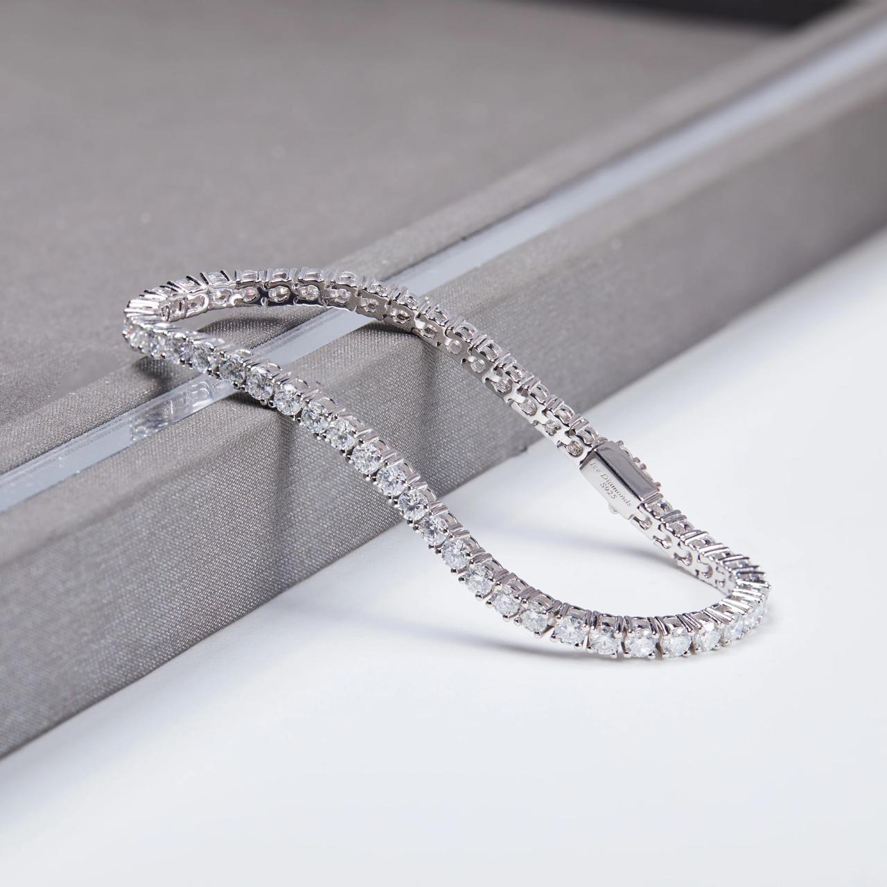 Zircon Tennis Bracelet With Led Light Box